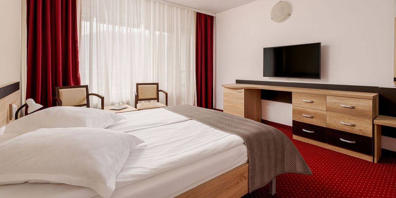 Hotel Central 3* Calimanesti-Caciulata 