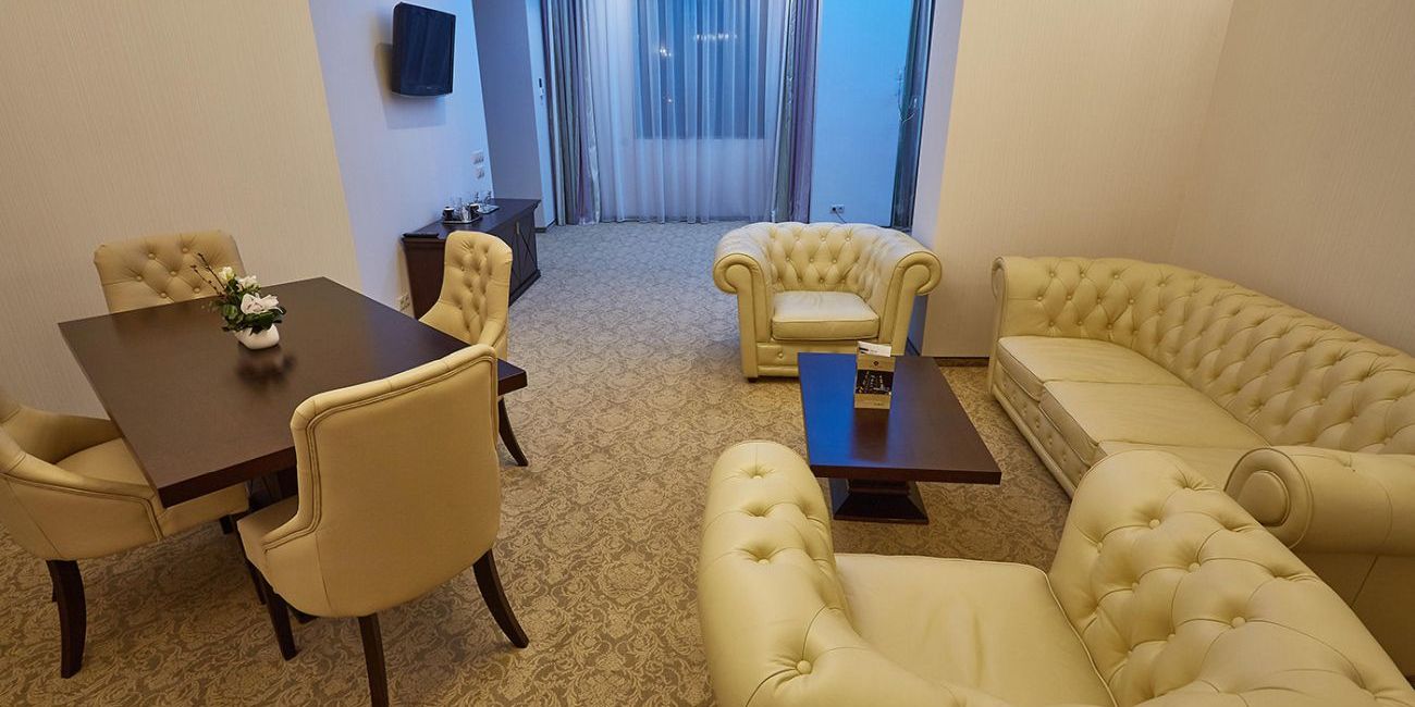 Hotel Central Plaza 4* Piatra Neamt 