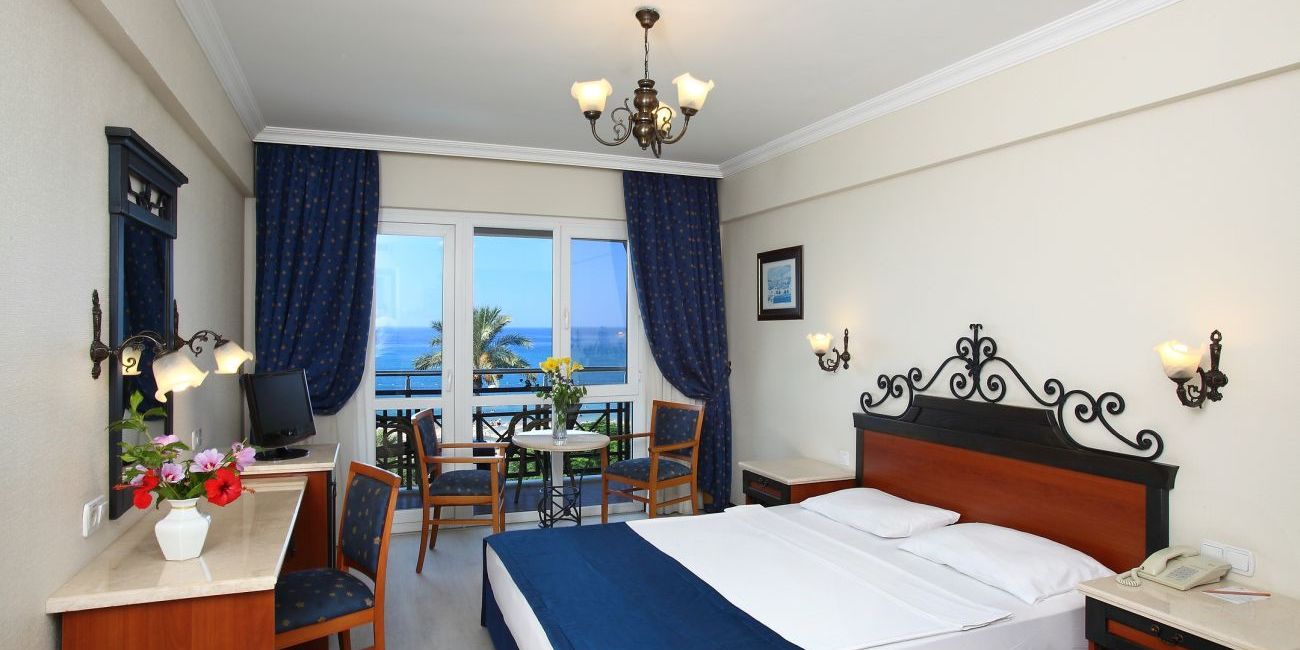 Hotel Club Cactus Paradise 4*  Kusadasi 