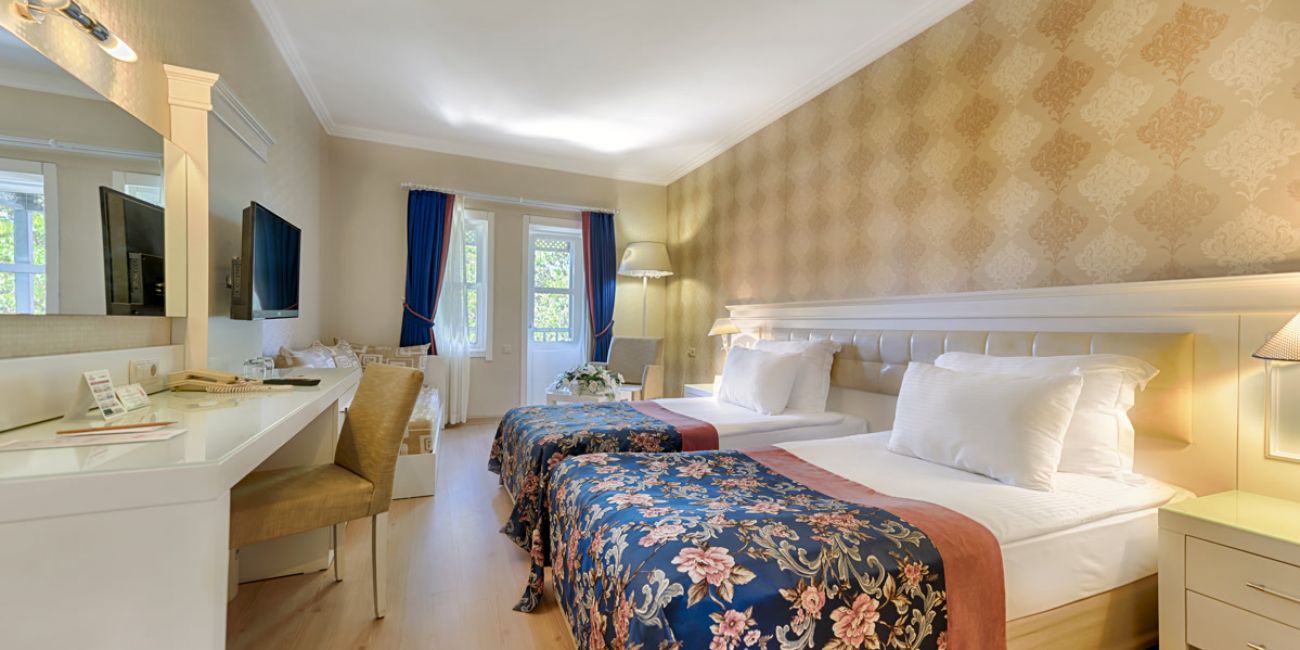 Hotel Club Nena 5*  Antalya - Side 