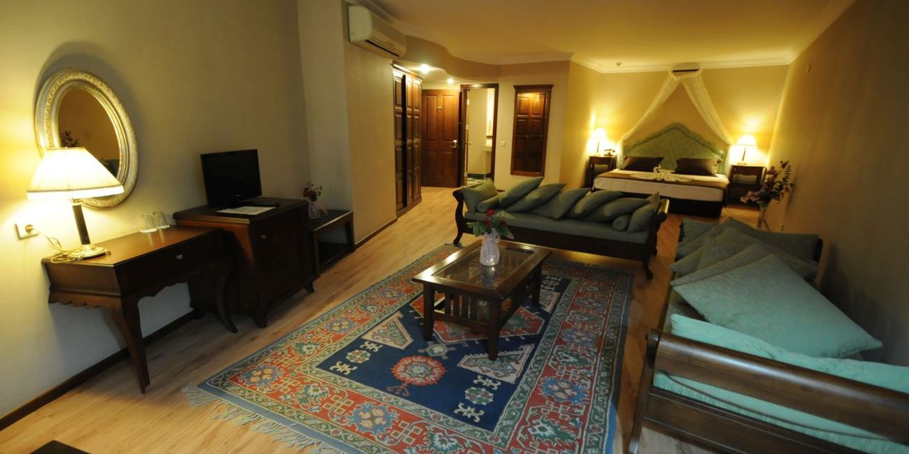 Hotel Coastlight 4*  Kusadasi 
