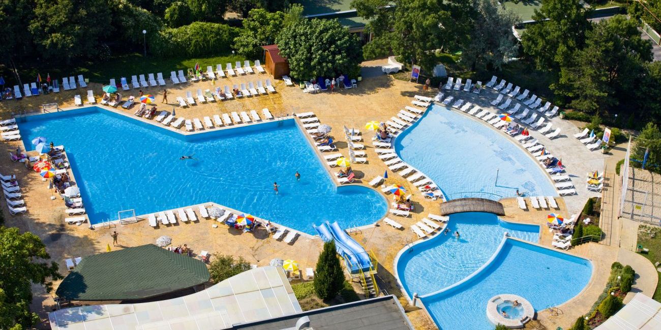 Hotel .Com 3*  Albena 