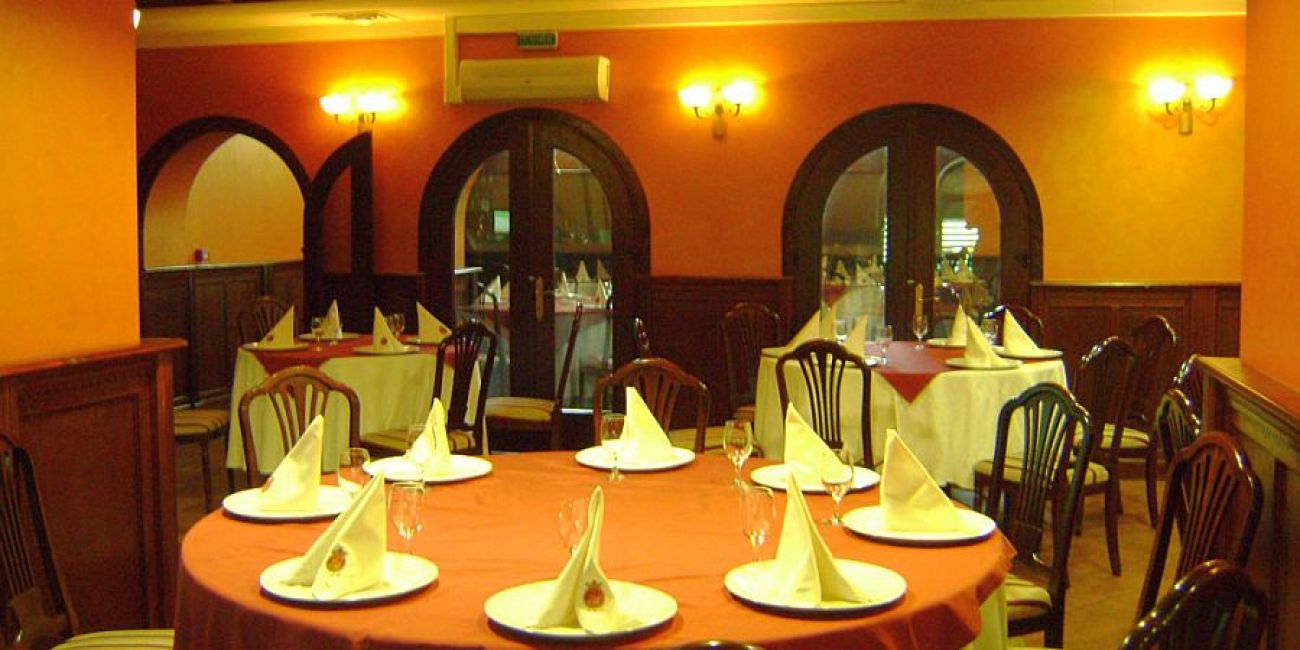 Hotel Conacul Domnesc 3*  Bucovina 