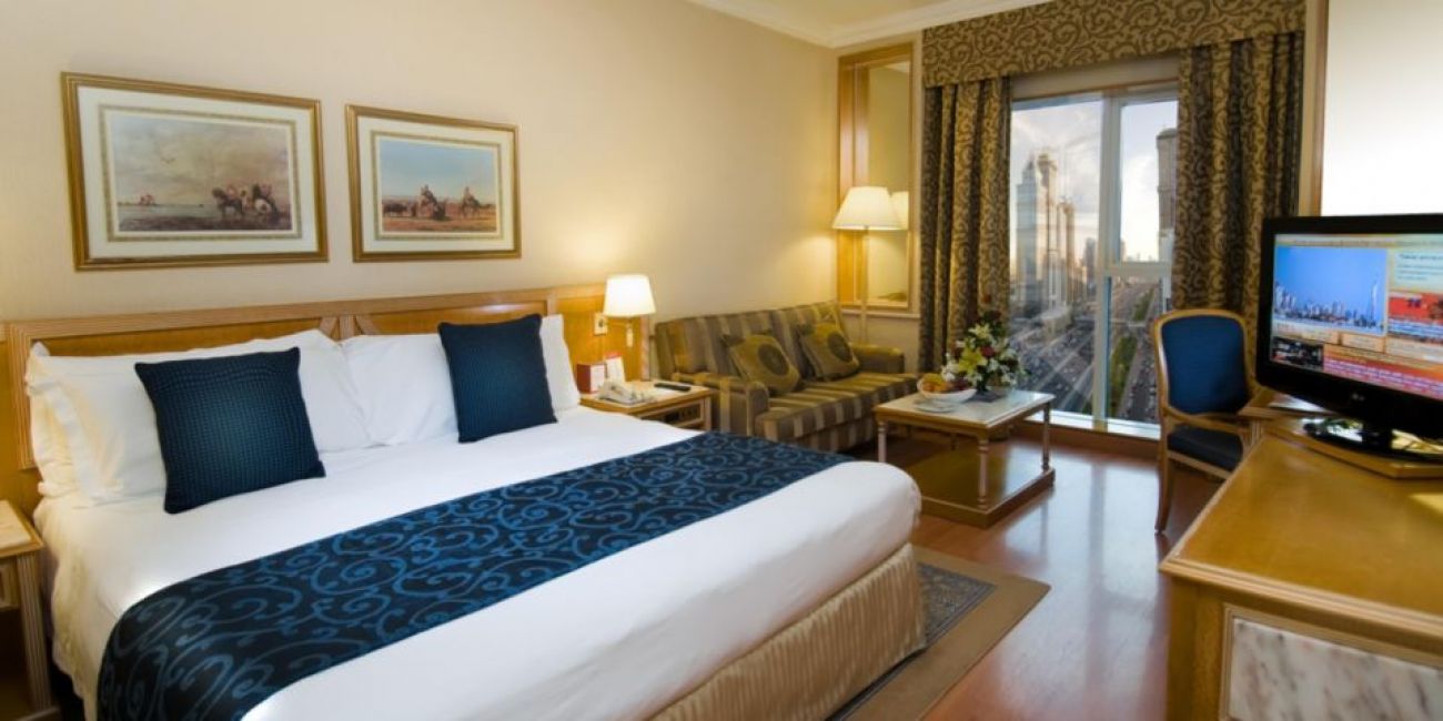 Hotel Crowne Plaza Dubai Sheikh Zayed 5* Dubai 