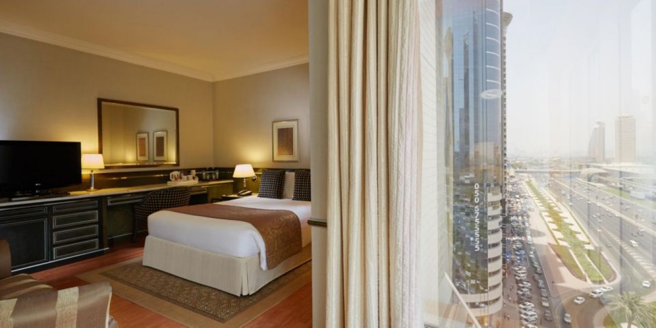 Hotel Crowne Plaza Dubai Sheikh Zayed 5* Dubai 