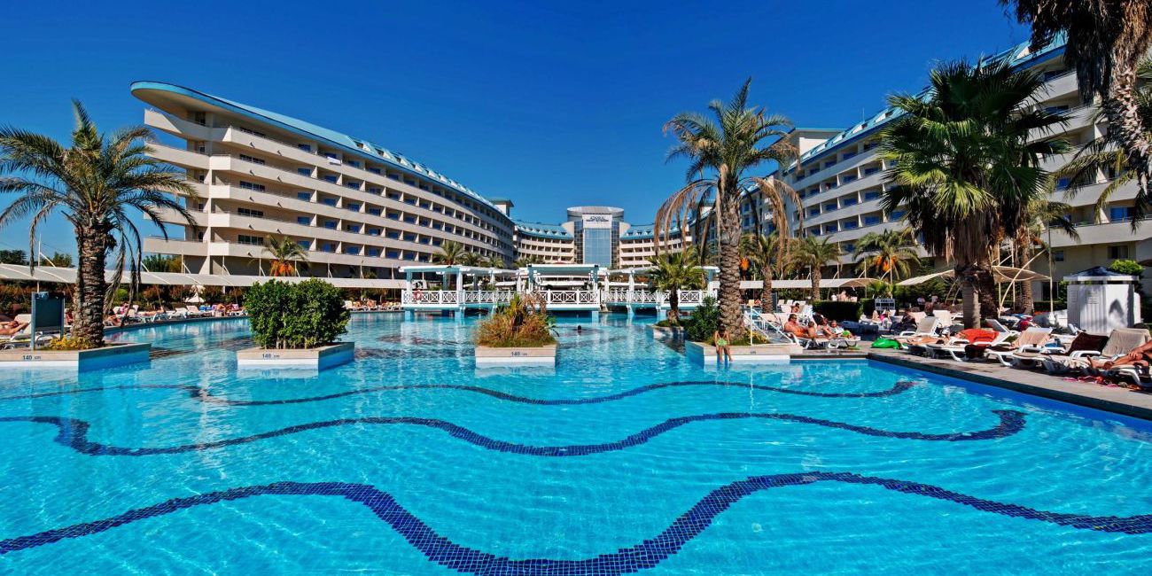 Hotel Crystal Admiral Resort Suites & Spa 5* Antalya - Side 