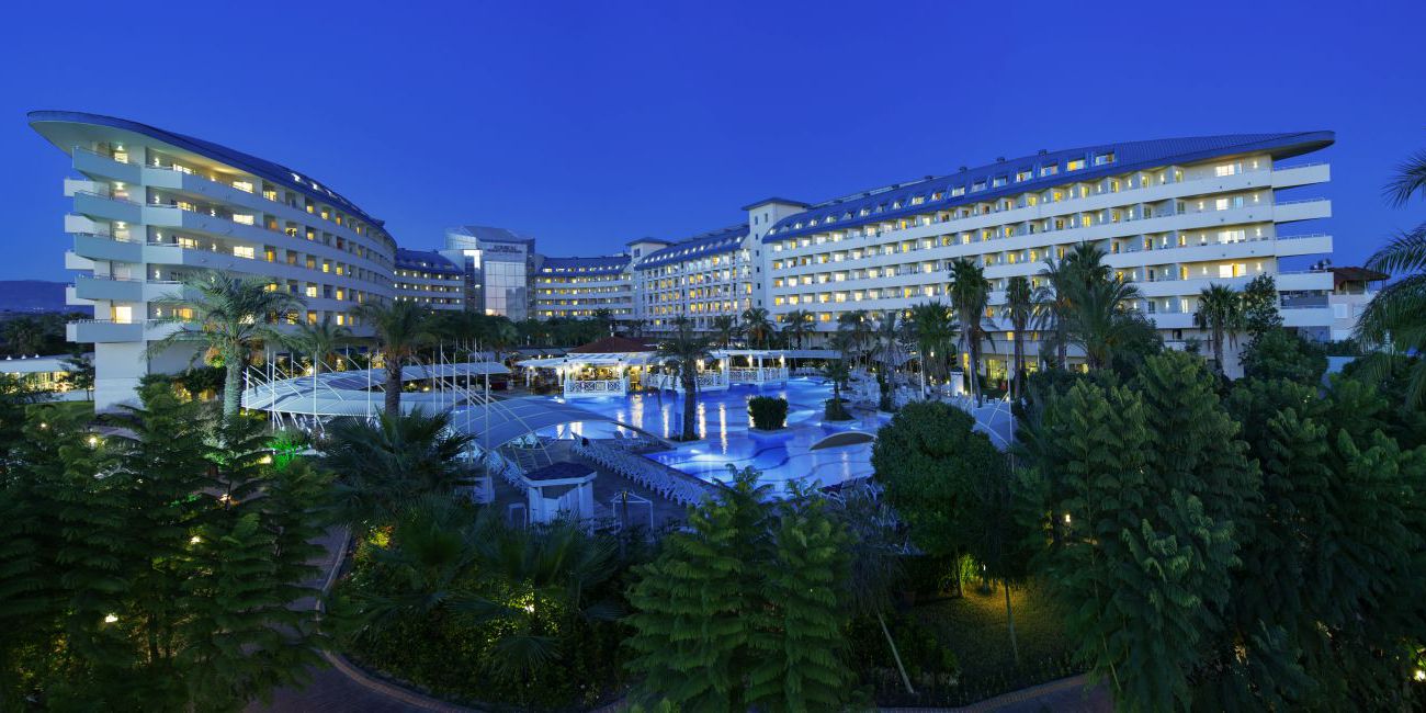 Hotel Crystal Admiral Resort Suites & Spa 5* Antalya - Side 