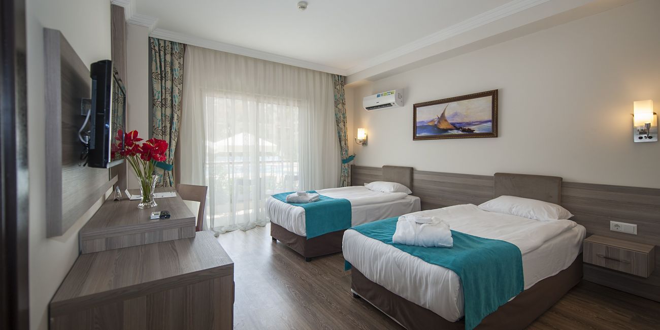 Hotel Crystal Aura Beach Resort & Spa 5* Antalya - Kemer 