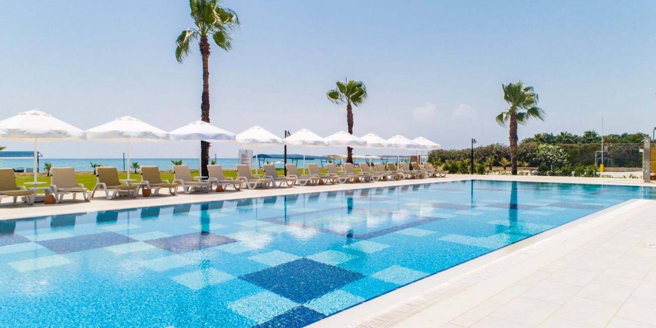 Hotel Crystal Boutique Beach Resort (Adults Only 16+) 5*  Antalya - Belek 