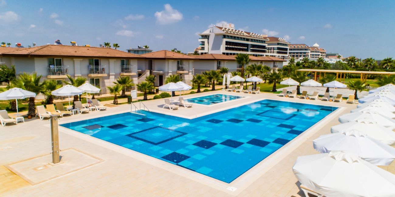 Hotel Crystal Boutique Beach Resort (Adults Only 16+) 5*  Antalya - Belek 