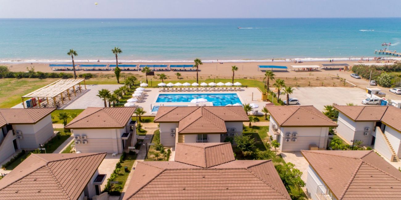 Hotel Crystal Boutique Beach Resort (Adults Only 16+) 5*  Antalya - Belek 