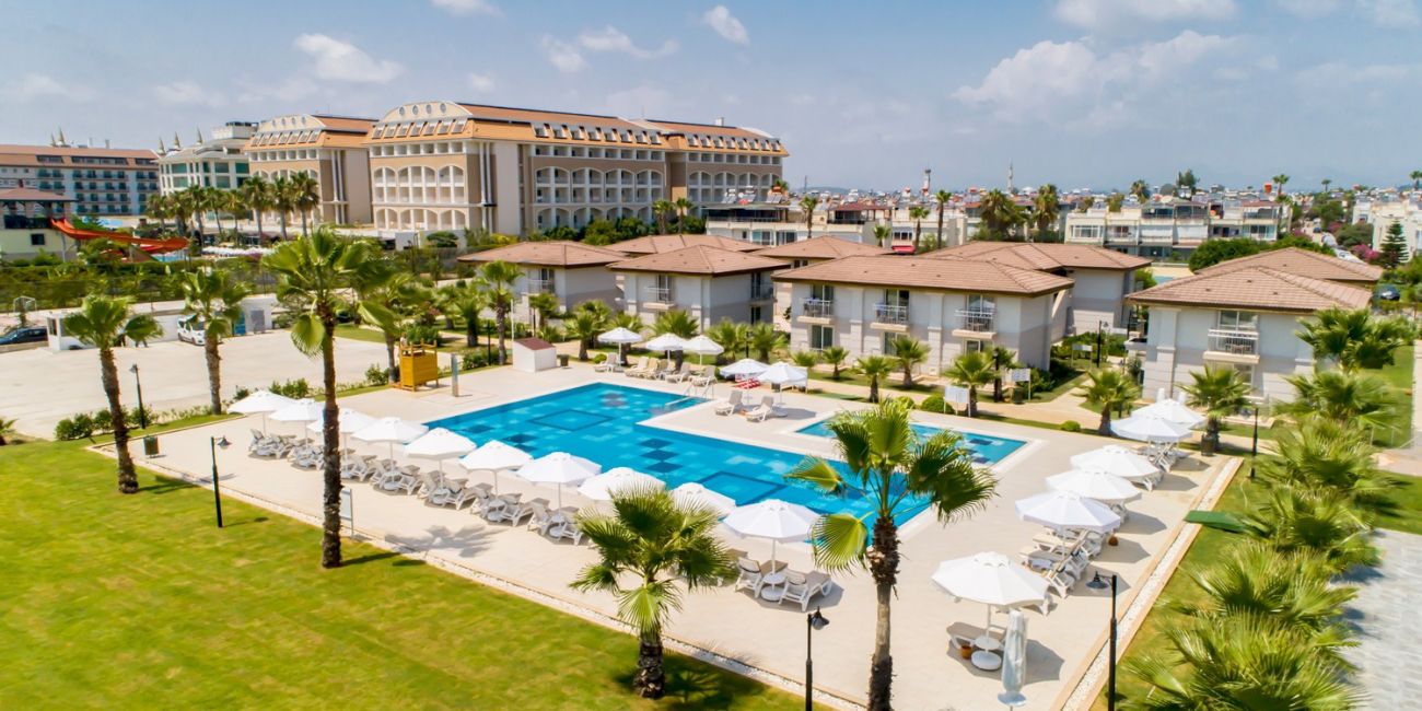Hotel Crystal Boutique Beach Resort (Adults Only) 5*  Antalya - Belek 