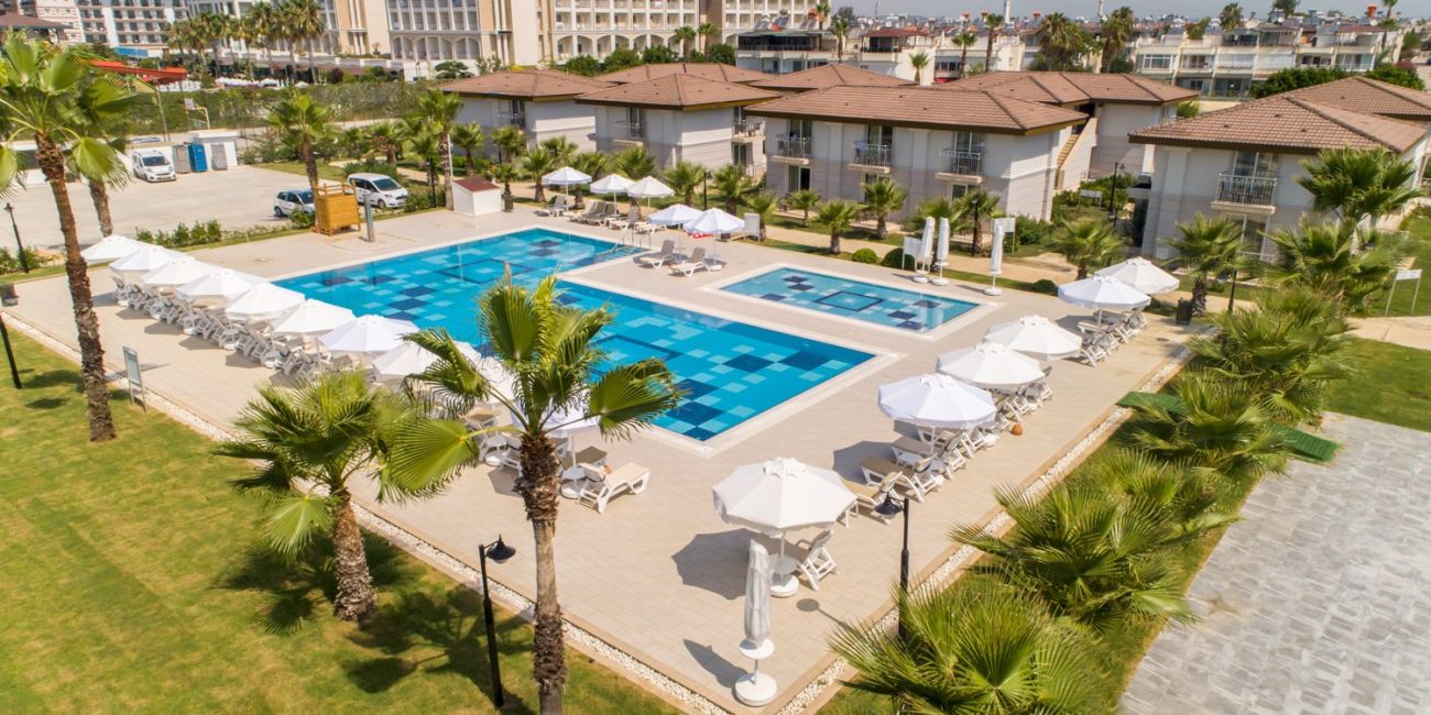 Hotel Crystal Boutique Beach Resort (Adults Only) 5*  Antalya - Belek 