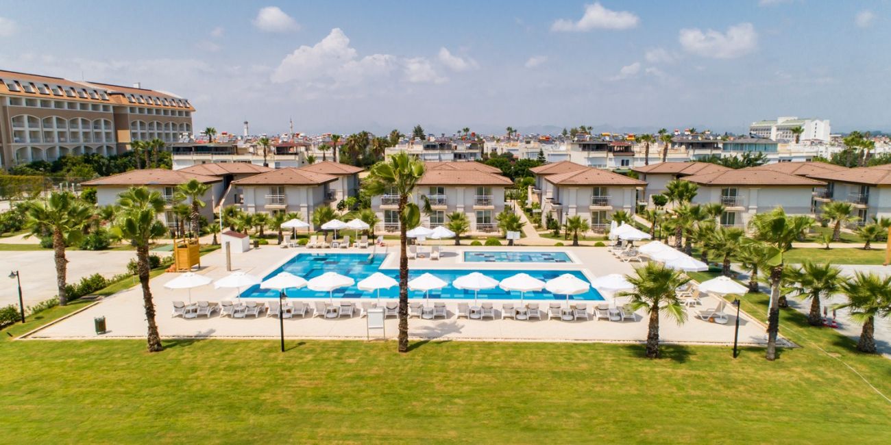 Hotel Crystal Boutique Beach Resort (Adults Only) 5*  Antalya - Belek 