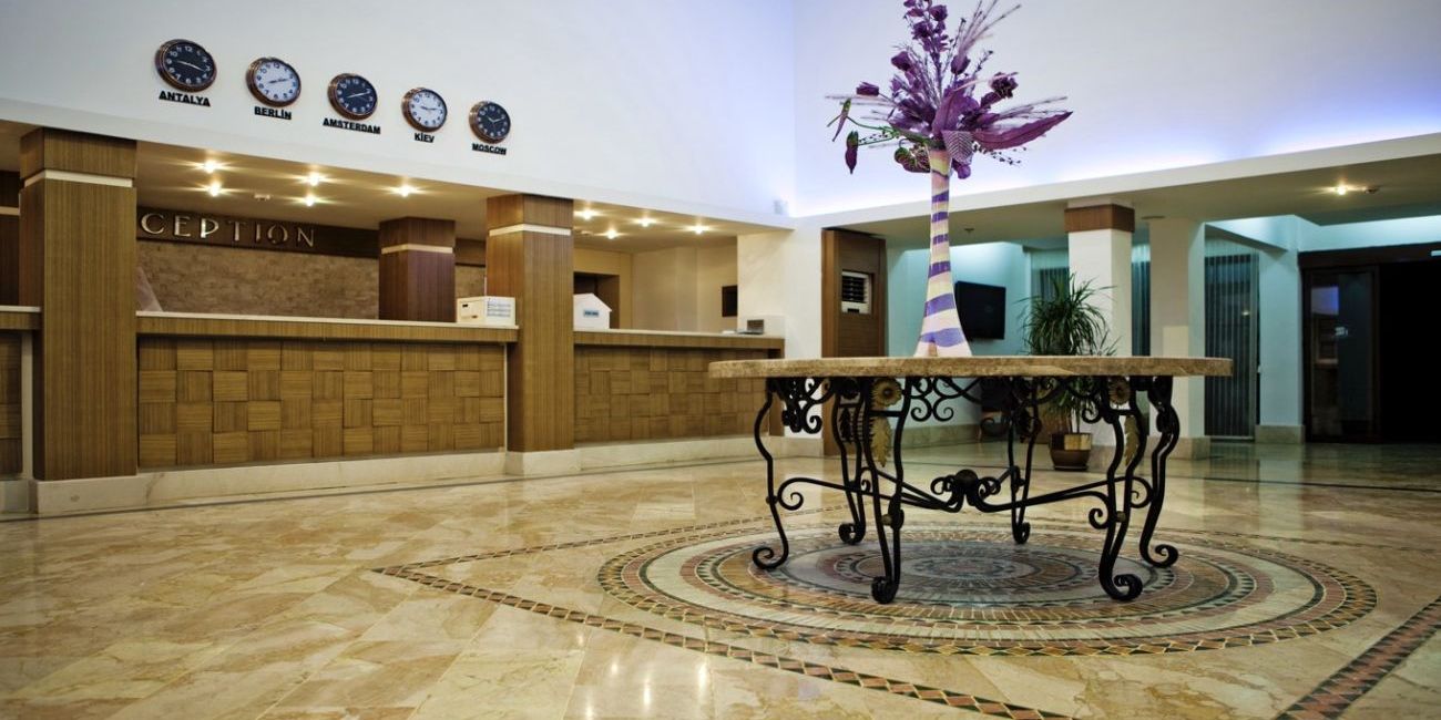 Hotel Crystal Flora Beach Resort 5* Antalya - Kemer 
