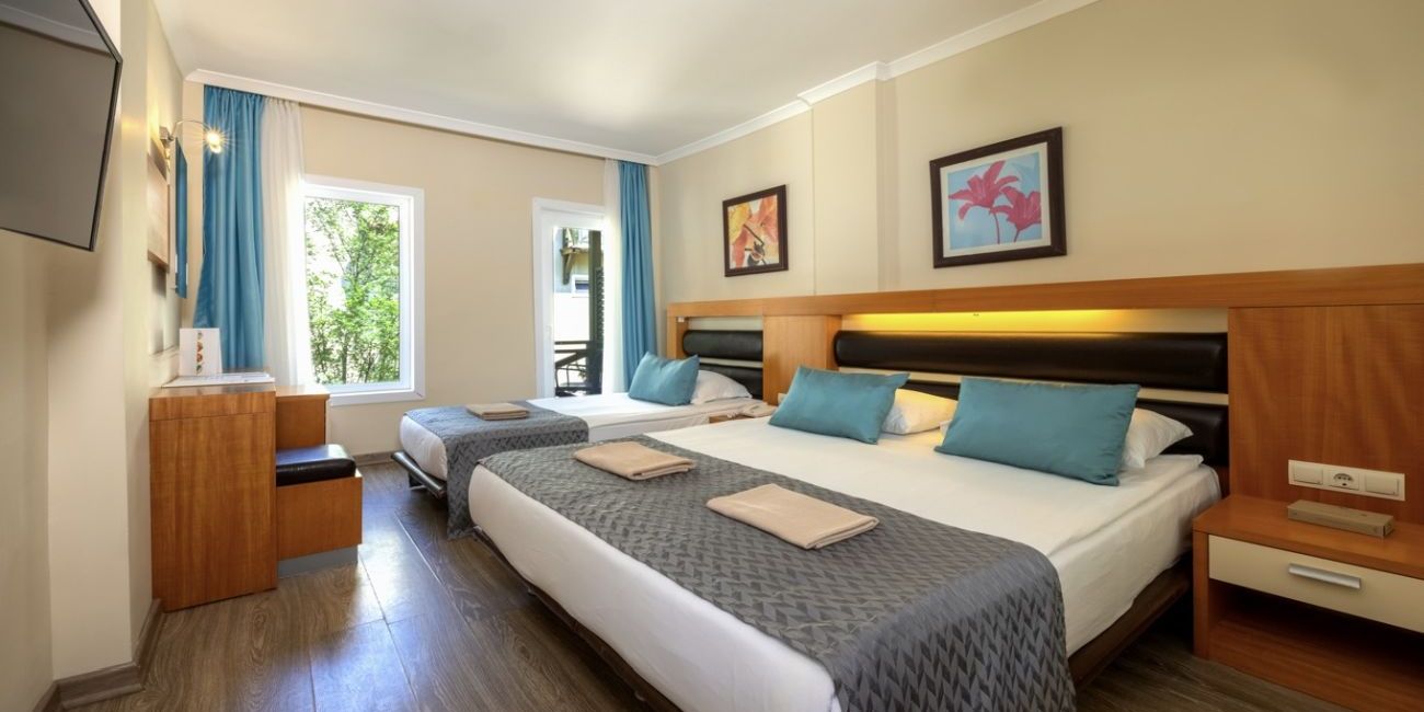 Hotel Crystal Flora Beach Resort 5* Antalya - Kemer 