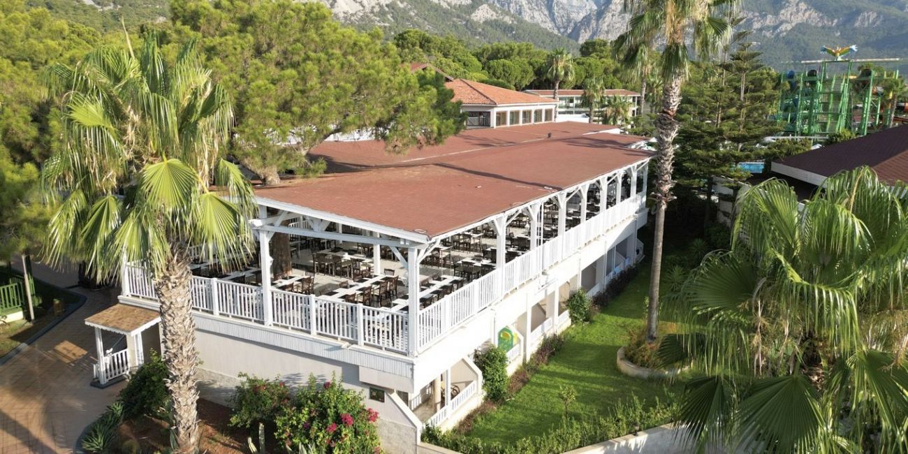 Hotel Crystal Flora Beach Resort 5* Antalya - Kemer 