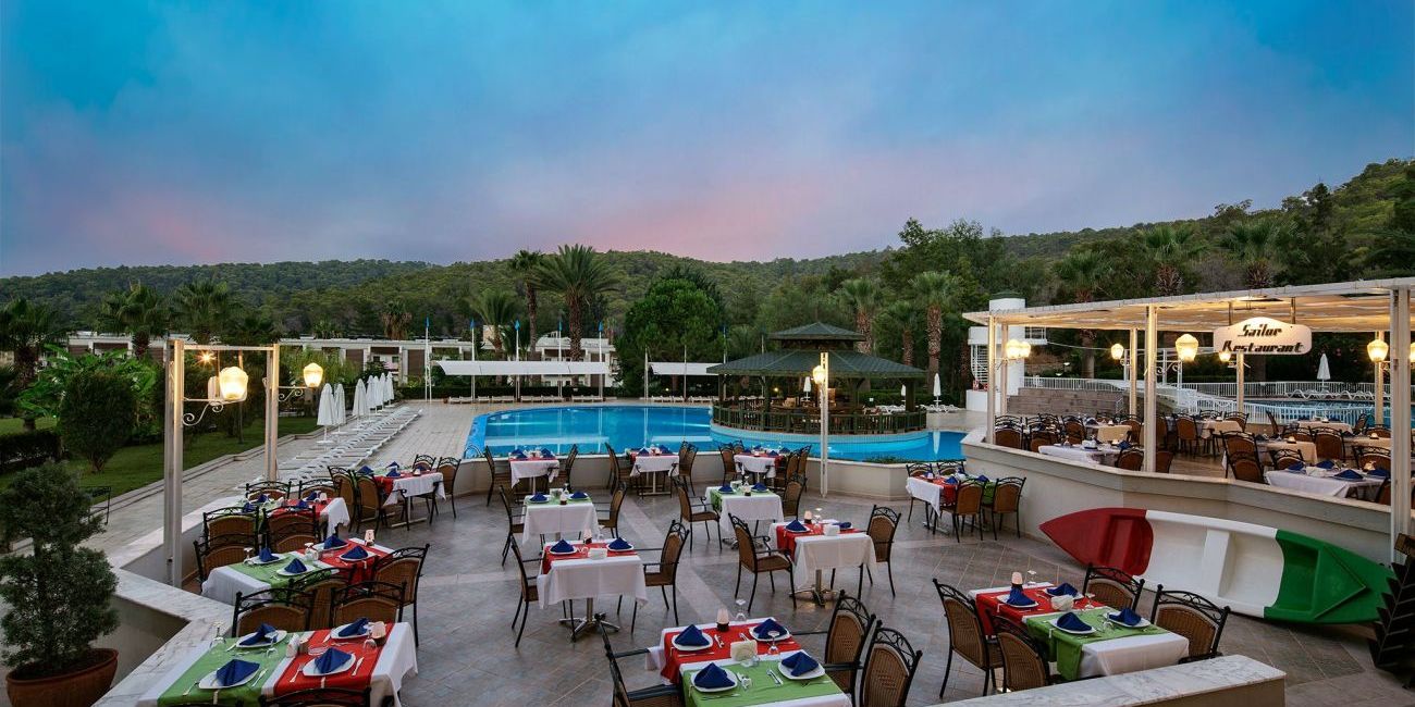 Hotel Crystal Green Bay Resort 5*  Bodrum 