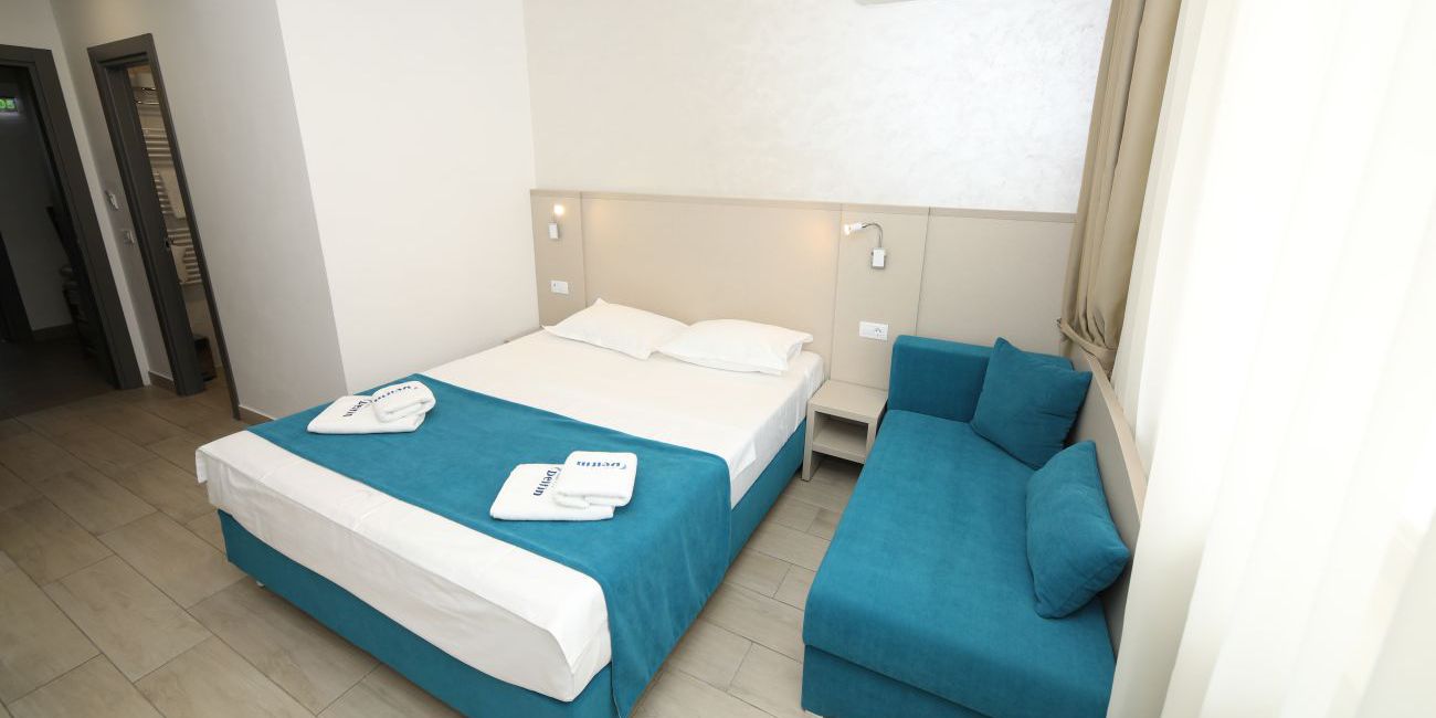 Hotel Delfin 3*  Mamaia 