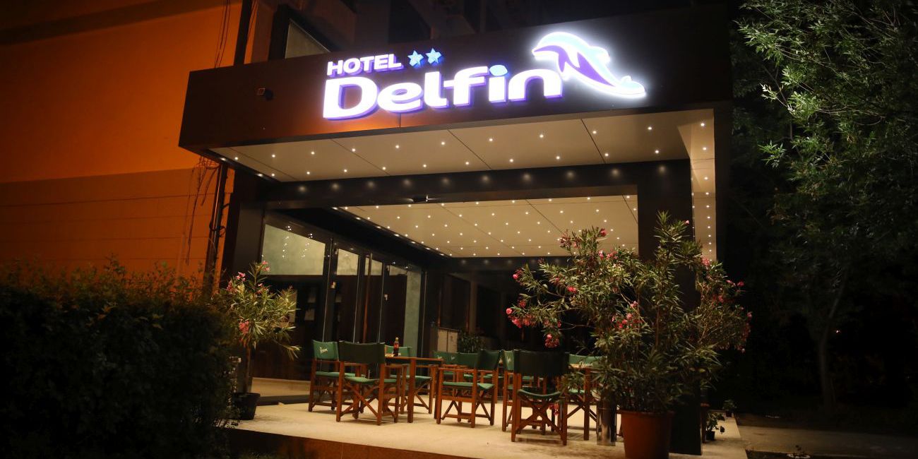 Hotel Delfin 3*  Mamaia 