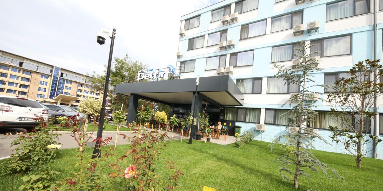 Hotel Delfin 3*  Mamaia 