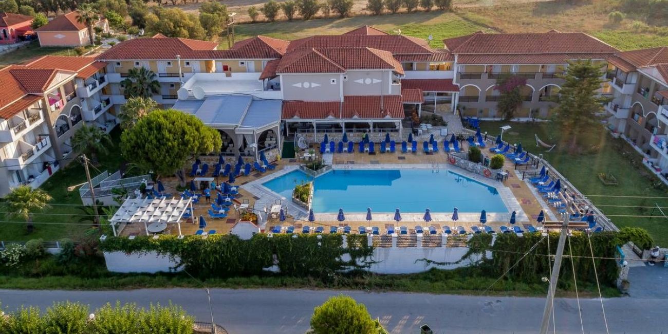 Hotel Dennys Inn 3*  Zakyntos 