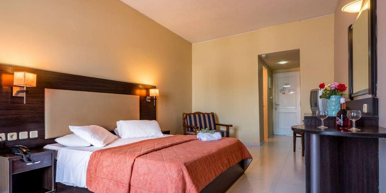 Hotel Dennys Inn 3*  Zakyntos 