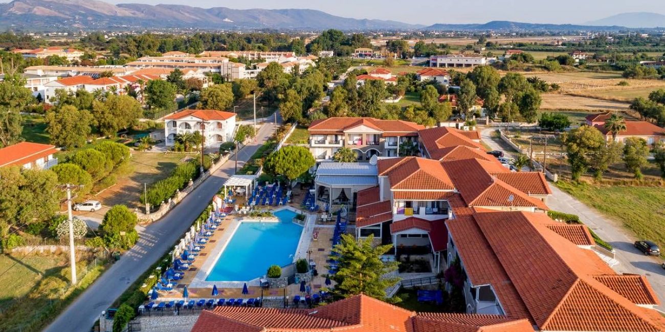 Hotel Dennys Inn 3*  Zakyntos 