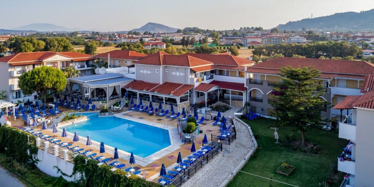 Hotel Dennys Inn 3*  Zakyntos 