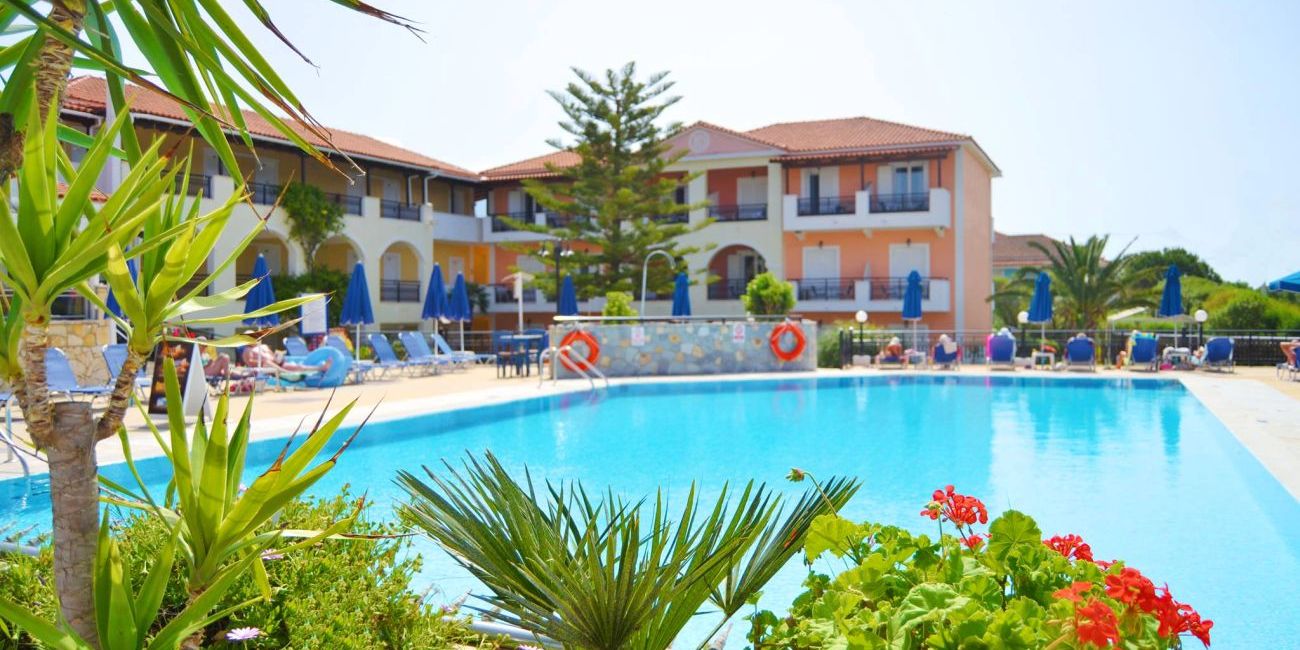 Hotel Dennys Inn 3*  Zakyntos 