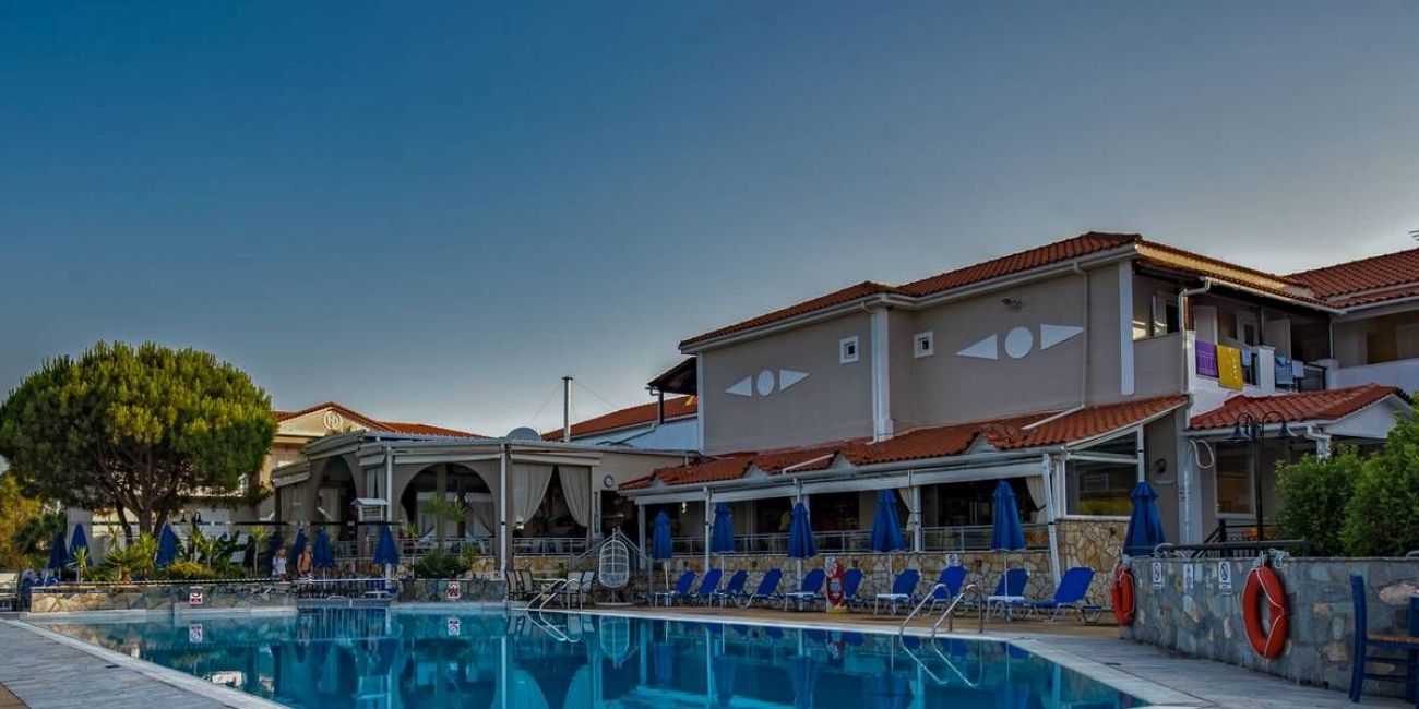 Hotel Dennys Inn 3*  Zakyntos 