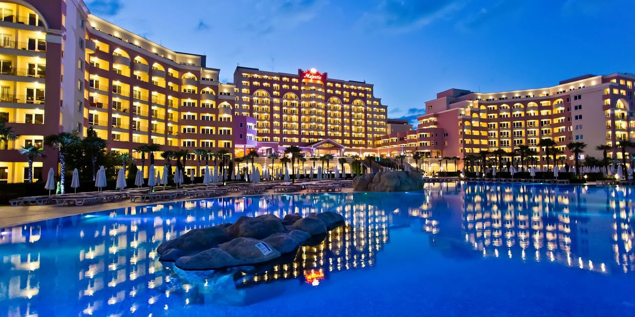 Hotel DIT Majestic Beach Resort 4*  Sunny Beach 
