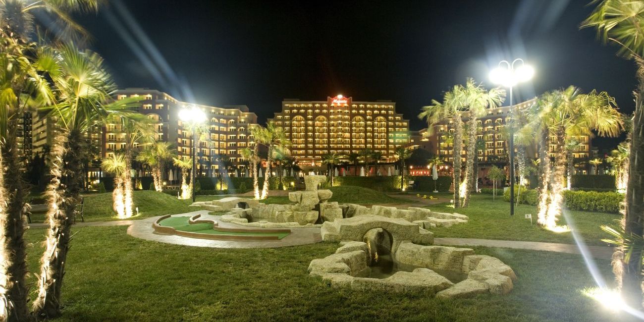 Hotel DIT Majestic Beach Resort 4*  Sunny Beach 