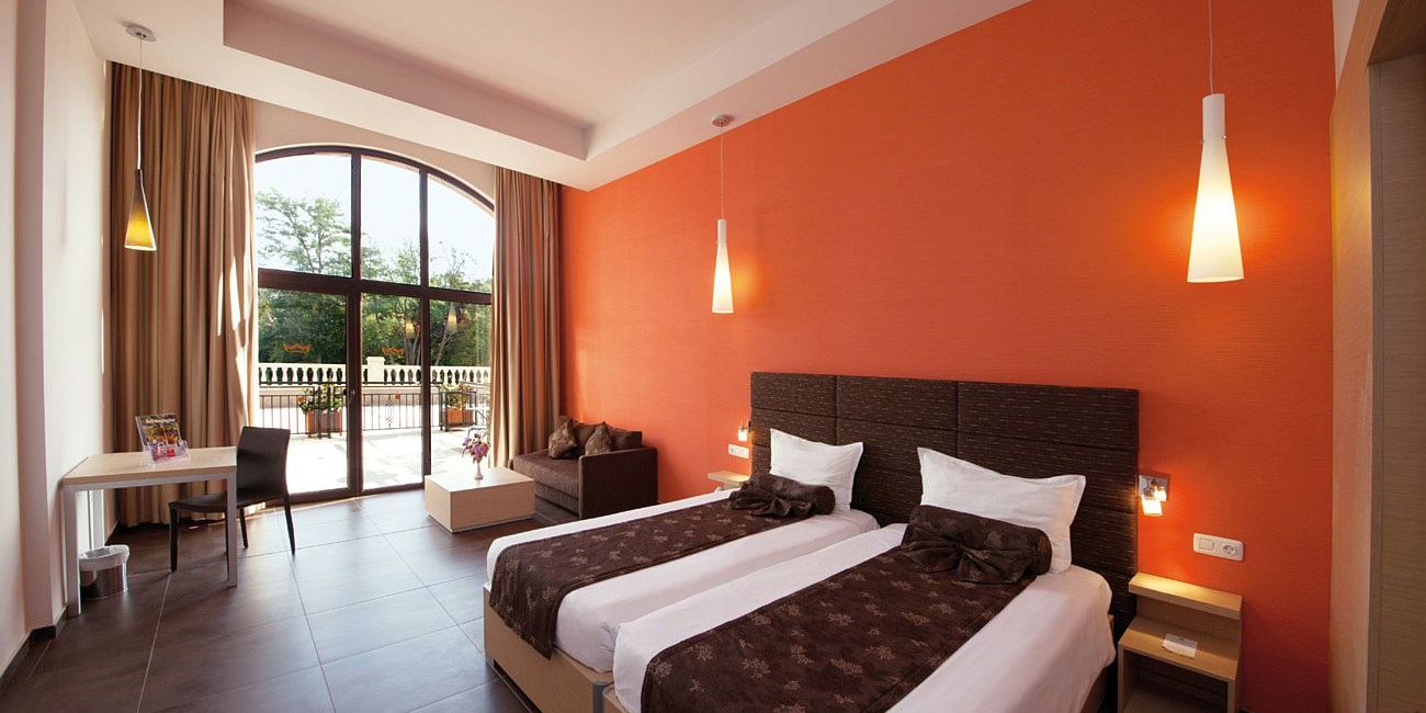 Hotel Dolce Vita Sunshine Resort 4*  Nisipurile de Aur 