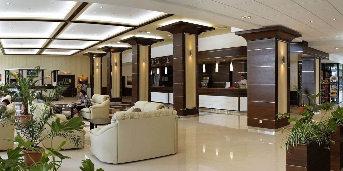 Hotel Elpida Beach (fost Vemara Beach) 4*  Nisipurile de Aur 