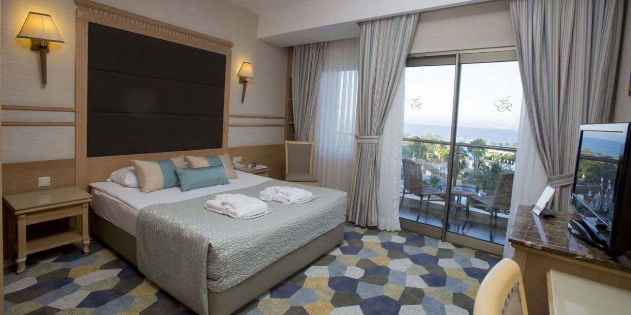 Hotel Fame Residence Lara 5*  Antalya - Lara 