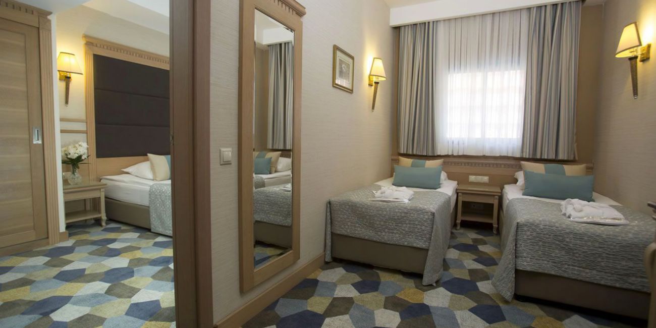 Hotel Fame Residence Lara 5*  Antalya - Lara 