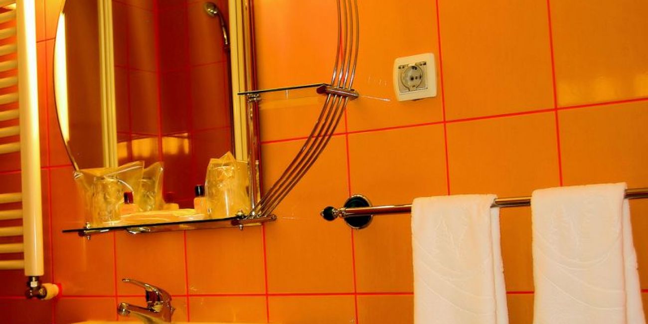 Hotel Floris 3* - Demipensiune + Masa festiva Paste Cheia 