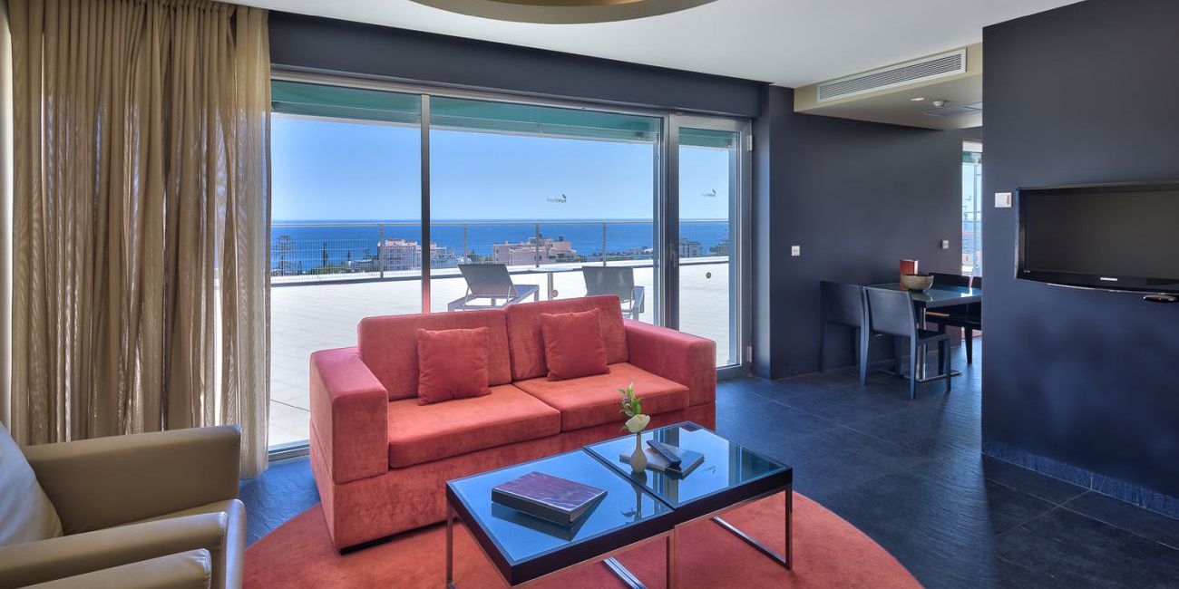 Hotel Four Views Baia 4*  Madeira 