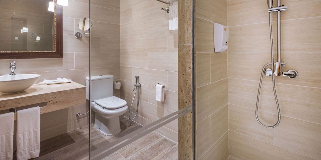Hotel GHT Neptuno 3* Costa Brava 