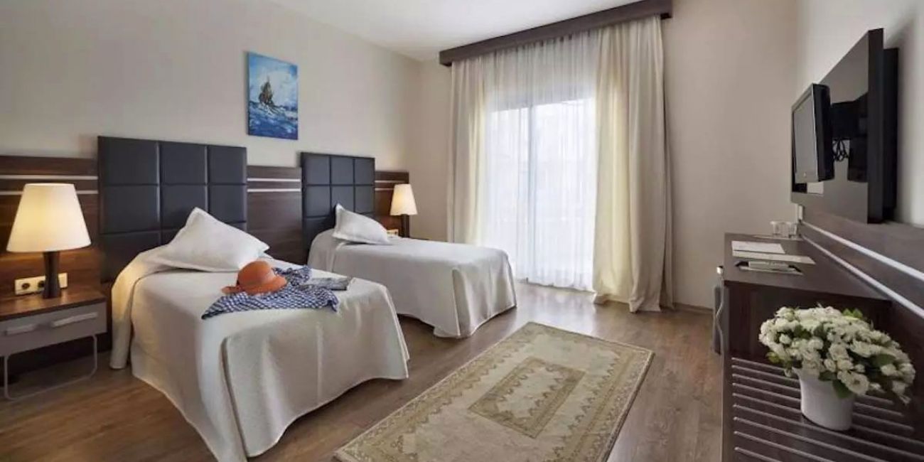 Hotel Golden Age Yalikavak Bodrum 4*  Bodrum 