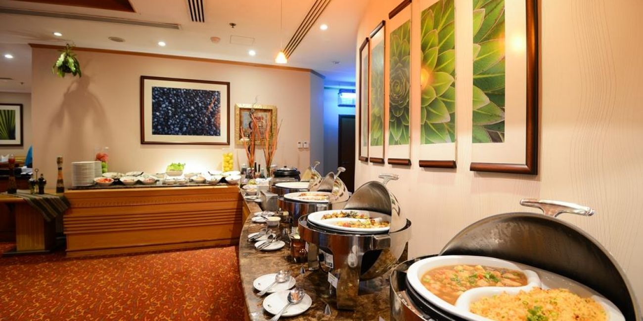 Hotel Golden Tulip Al Barsha 4* Dubai 