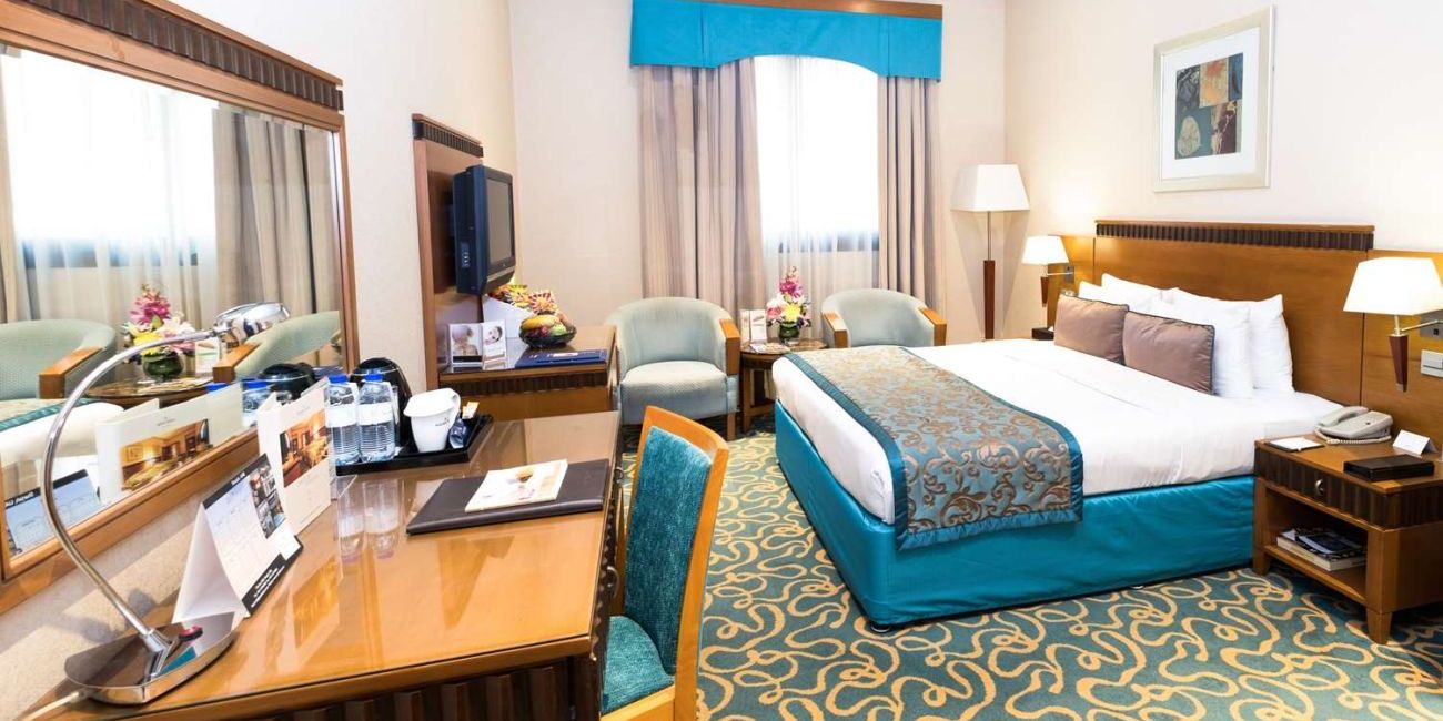 Hotel Golden Tulip Al Barsha 4* Dubai 