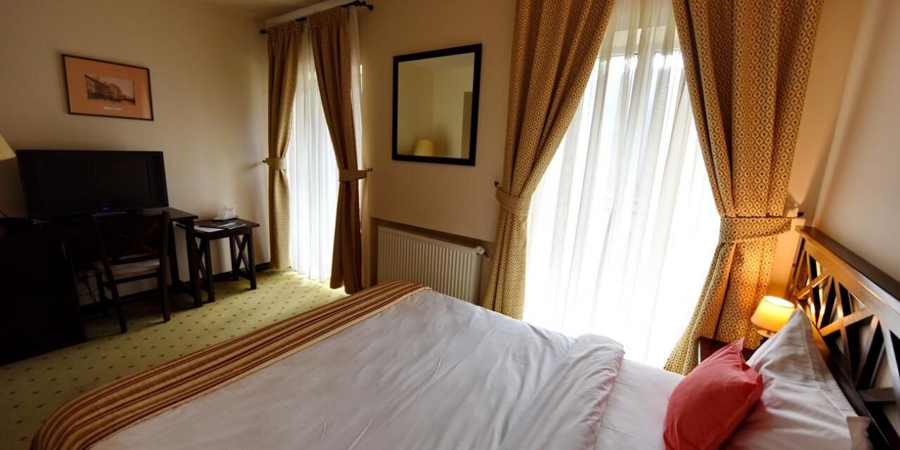 Hotel Gradina Morii 3*  Maramures 