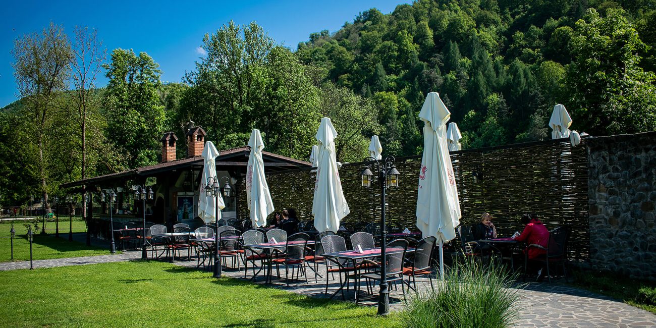 Hotel Gradina Morii 3*  Maramures 