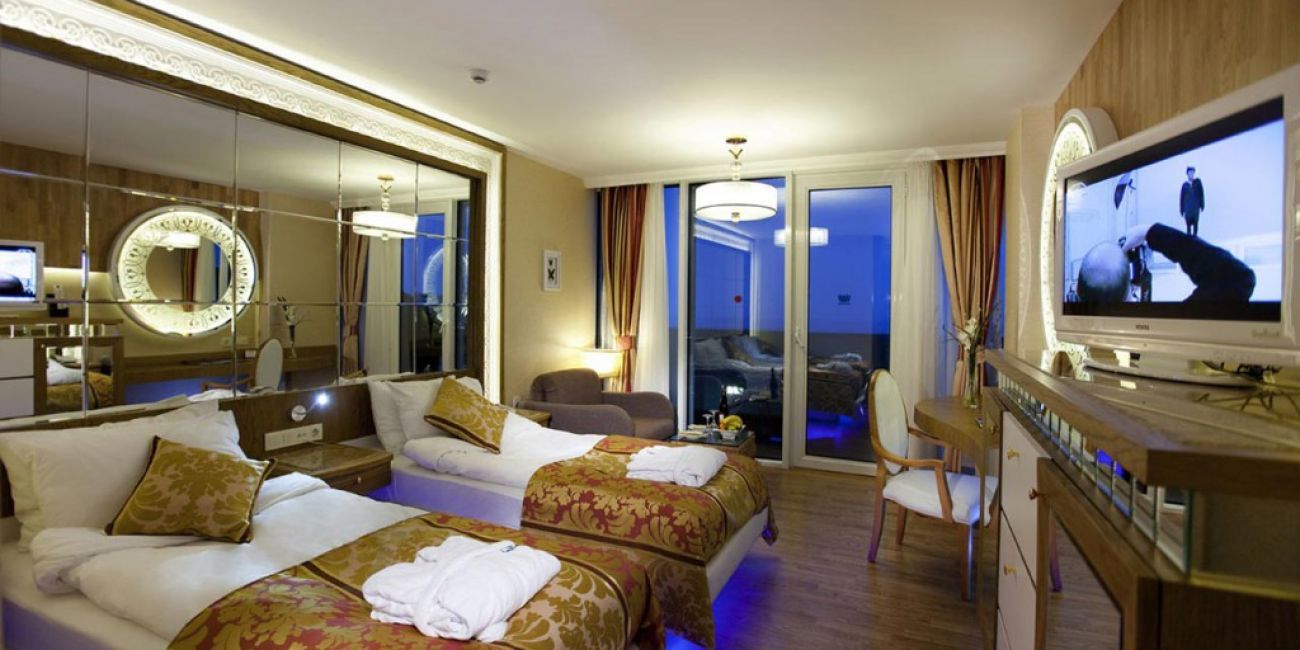 Hotel Granada Luxury Okurcalar 5*  Alanya 