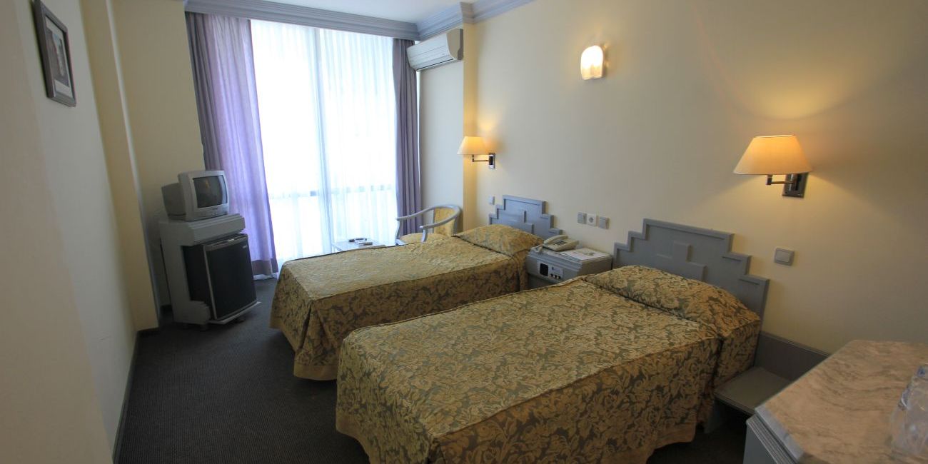 Hotel Grand Ozcelik 4* Kusadasi 