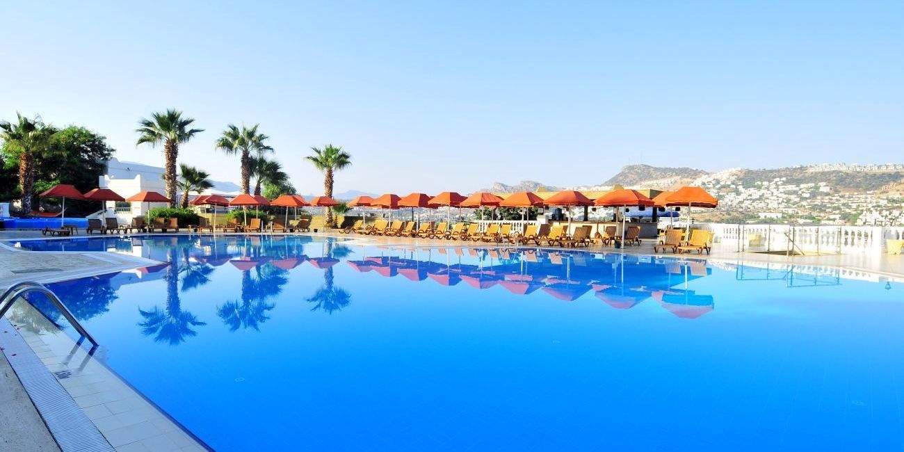 Hotel Green Beach Resort 5*  Bodrum 