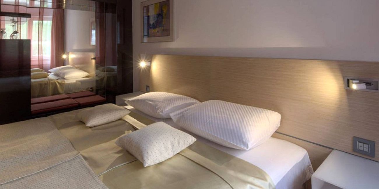 Hotel Habakuk 5* - Demipensiune Mariborsko Pohorje 