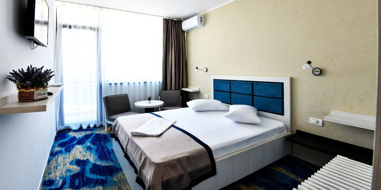 Hotel Holiday Blue 3*  Olimp 